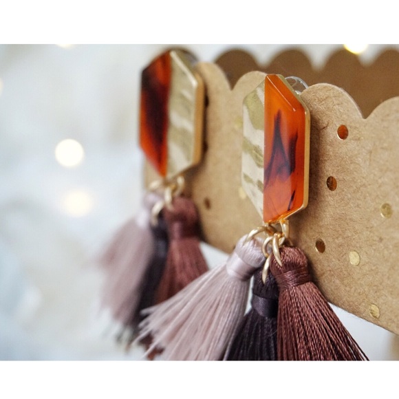 Gold Plated Acrylic Stud Tassel Earring Brown Pink - Picture 6 of 8